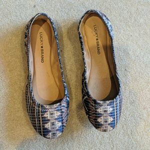 Patterned lucky brand flats